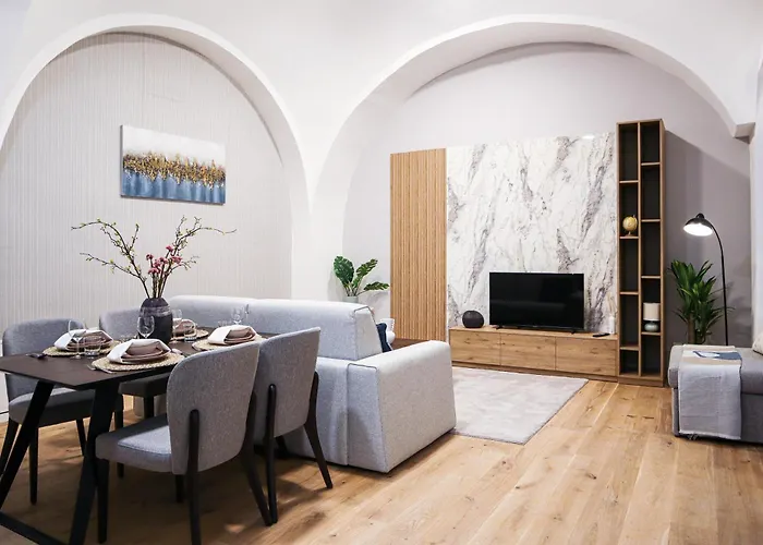 Apartment Exclusive - With Aircondition!